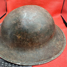 Lade das Bild in den Galerie-Viewer, British Army Mk2 Brodie Helmet - Original WW2 - South African Manufactured
