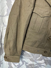 Load image into Gallery viewer, Original US Army WW2 Ike Jacket Battledress - 36&quot; Large Chest - 1944
