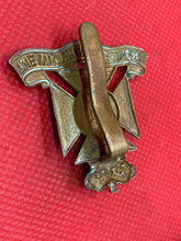 Charger l&#39;image dans la galerie, The Wiltshire Regiment Victorian Crown Cap Badge
