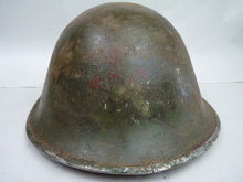 Lade das Bild in den Galerie-Viewer, Originaler britischer/kanadischer Mk3 Turtle-Helm aus dem 2. Weltkrieg, unberührte Lackierung 
