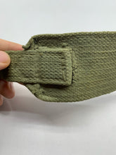 Charger l&#39;image dans la galerie, Original WW2 British Army Webbing Equipment Shoulder Strap 37 Pattern
