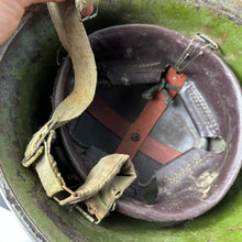 Charger l&#39;image dans la galerie, Original WW2 British / Canadian Army Medic Mk3 Combat Helmet &amp; Liner
