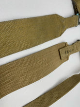 Charger l&#39;image dans la galerie, Original WW2 British Army 37 Pattern L Straps Pair - Wartime Dated
