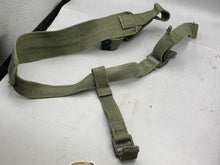 Load image into Gallery viewer, Original WW2 British Army 44 Pattern Shoulder Strap
