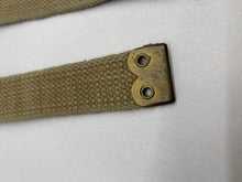 Charger l&#39;image dans la galerie, Original WW2 British Army 37 Pattern L Straps Pair - Wartime Dated
