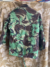 Load image into Gallery viewer, Genuine British Army Issue DPM Combat Smock - Size 160/96
