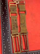 Charger l&#39;image dans la galerie, Original WW2 British Army 37 Pattern Brace Adaptor Pair
