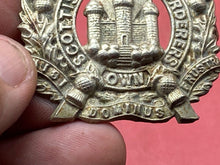 Load image into Gallery viewer, British Army WW1 / WW2 Kings Own Scottish Border&#39;s WM Cap Badge with Rear Lugs.
