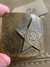 Load image into Gallery viewer, Genuine WW2 USSR Russian Soldiers Army Brass Belt Buckle - #20
