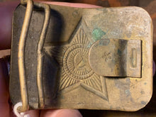 Load image into Gallery viewer, Genuine WW2 USSR Russian Soldiers Army Brass Belt Buckle - #45
