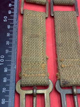 Charger l&#39;image dans la galerie, Original WW2 British Army 37 Pattern Brace Adaptor Pair
