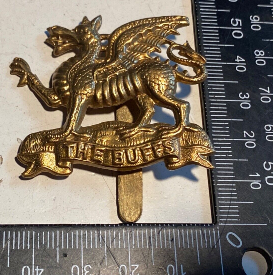 WW1 / WW2 British Army - The Buffs East Kent Regiment Brass Cap Badge ...