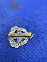 Load image into Gallery viewer, British Army Cap Badge - East Lancashire Regiment Kings Crown
