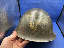 Charger l&#39;image dans la galerie, WW2 British / Canadian Army Mk3 Combat Turtle Helmet &amp; Liner - Camouflaged
