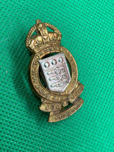 Load image into Gallery viewer, Original WW1 / WW2 British Army - Royal Army Ordnance Corps Cap Badge
