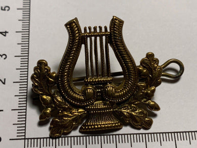 Musicians Trade Badge - WW1 WW2 British Army Cap Badge - The Militaria Shop