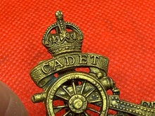 Load image into Gallery viewer, Original British Army Royal Artillery CADET Cap Badge - Maker Marked
