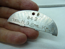 Load image into Gallery viewer, Original WW2 German Army Soldiers Dog Tags - Gem.M.G.Ers.Kp.6 - B2
