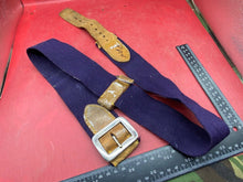 Charger l&#39;image dans la galerie, WW2 British Army Hussars Blue Canvas and Leather Belt with Fittings
