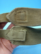 Charger l&#39;image dans la galerie, Original WW2 British Army Shoulder Strap - 37 Pattern Webbing
