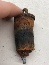 Load image into Gallery viewer, Original WW1 / WW2 British Army Water Bottle Cork Lid
