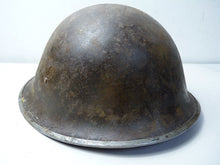 Load image into Gallery viewer, Mk3 Canadian / British Army Original WW2 Turtle Helmet High Rivet
