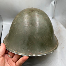 Lade das Bild in den Galerie-Viewer, Original WW2 British / Canadian Army Mk3 Helmet Shell &amp; Liner Set
