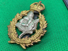 Charger l&#39;image dans la galerie, WW1 British Army Queen&#39;s Own Worcestershire Hussars Cap Badge
