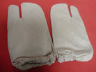 Original WW2 British Army Gunners Winter White Gloves - The Militaria Shop