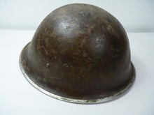 Lade das Bild in den Galerie-Viewer, Original WW2 British / Canadian Army Mk3 High Rivet Turtle Army Combat Helmet - The Militaria Shop
