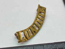 Load image into Gallery viewer, Original British Army WW1 LONDON Regiment Brass Shoulder Title
