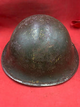 Charger l&#39;image dans la galerie, Original WW2 British Army / Canadian Army Mk3 Turtle Combat Helmet
