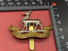 Load image into Gallery viewer, WW1 / WW2 British Army ROYAL WARWICKSHIRE REGIMENT WM and Brass Cap Badge.
