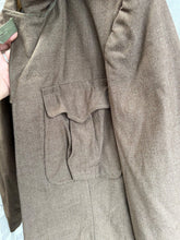 Load image into Gallery viewer, Original WW2 US Army Ike Jacket 34R 1945 Dated
