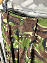 Lade das Bild in den Galerie-Viewer, Genuine British Army DPM Camouflaged Combat Trousers - 75/80/96
