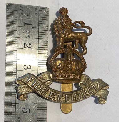 WW1 / WW2 British Army ROYAL ARMY PAY CORPS wm / brass cap badge - B21 - The Militaria Shop