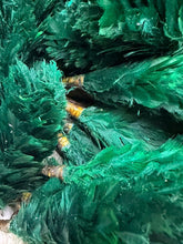 Charger l&#39;image dans la galerie, Genuine British Army Green Hackle / Feather Plume
