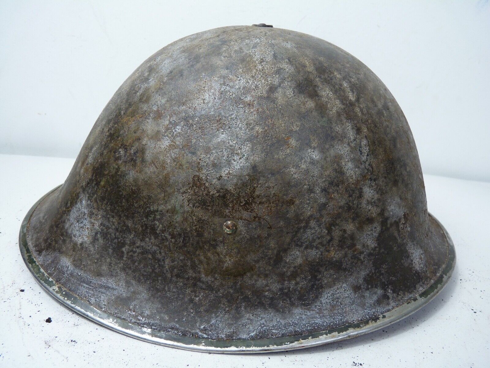 Mk3 Canadian / British Army Original WW2 Turtle Helmet High Rivet - The Militaria Shop