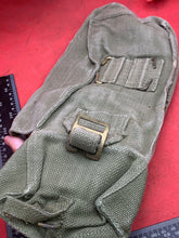 Load image into Gallery viewer, 37 Pattern Bren Pouch - Post WW2 British Army Pattern in Great Condition
