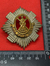 Load image into Gallery viewer, Original British Army WW1 / WW2 The Royal Scots Badge
