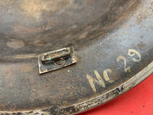 Charger l&#39;image dans la galerie, Original WW2 Combat Helmet - British / South African Army Mk2 Brodie Helmet
