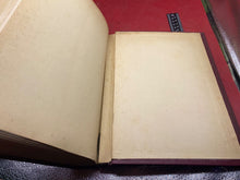 Load image into Gallery viewer, Der Weltkrieg 1914-1918 German War Books. Good Condition. Two in total.
