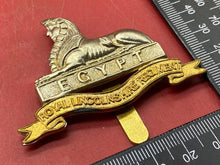 Load image into Gallery viewer, British Army WW1 / WW2 Royal Lincolnshire Regiment Cap Badge.
