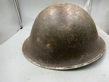 Charger l&#39;image dans la galerie, Original WW2 British / Canadian Army Mk3 Turtle Combat Helmet
