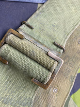 Charger l&#39;image dans la galerie, Original WW1 British Army 1908 Pattern Webbing Belt 36&quot; Waist
