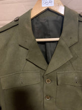 Load image into Gallery viewer, Genuine British Army No 2 Dress Jacket / Uniform / Tunic - 38&quot; Chest
