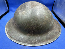 Charger l&#39;image dans la galerie, WW2 British Army Brodie Mk2 Combat Helmet SA Made - Nice Uncleaned Original
