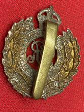 Load image into Gallery viewer, Original WW1 British Army Royal Engineers Cap Badge
