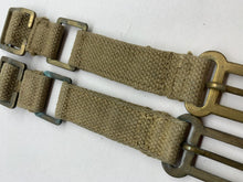 Charger l&#39;image dans la galerie, Original WW2 British Army 37 Pattern Brace Adaptors
