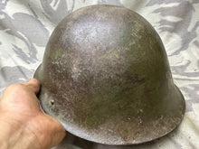 Lade das Bild in den Galerie-Viewer, Originaler Mk4 Turtle-Helm der britischen Armee aus der Zeit des 2. Weltkrieges 
